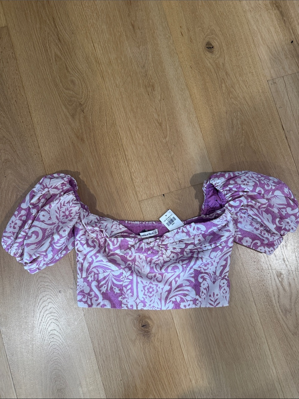 NWT Abercrombie Top Size S